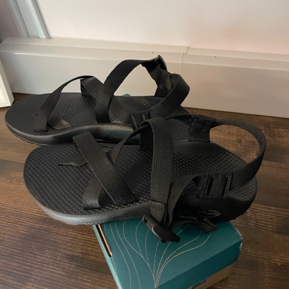 Chaco Women's Z/2 Classic Sandal Black size 9 - Picture 4 of 7